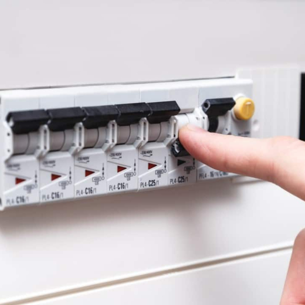 Zdjęcie na okładce dla Elektryk Kraków Serwis-24 Pogotowie Elektryczne | Usługi elektryczne | Instalacje | Pomiary
